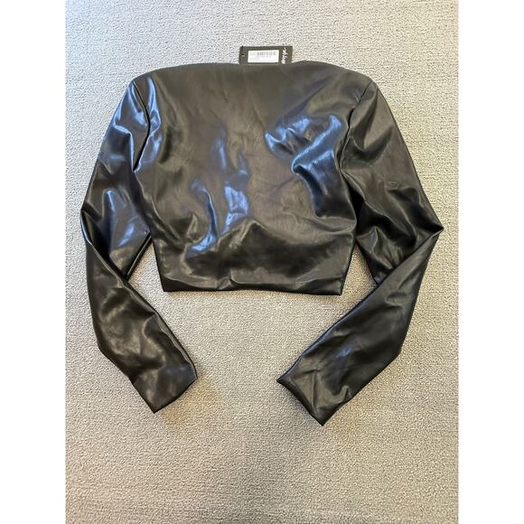 Nasty Gal Collection Womens US 6 Faux Leather Twist Front Crop Top - Picture 3 of 11